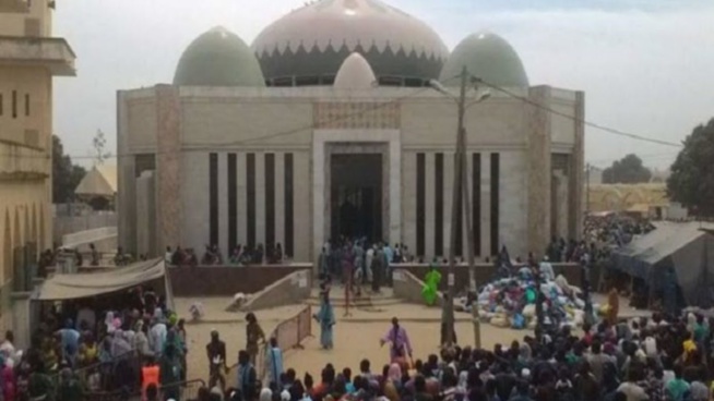 DIRECT: Magal Porokhane tout ce que vous ignorez à la cérémonie officielle sur le Magal de la mère de Serigne Touba Mame Diarra DIRECT: Magal Porokhane tout ce que vous ignorez à la cérémonie officielle sur le Magal de la mère de Serigne Touba Mame Diarra