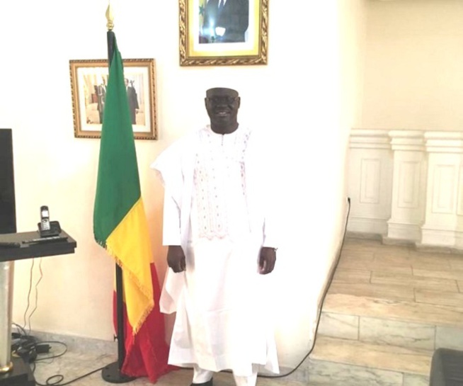 Can 2022 : le président Macky Sall félicite l’ambassadeur Khare Diouf pour son rôle crucial