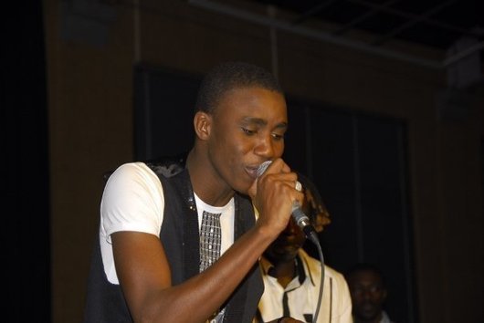 Chaussures de Waly Seck : Son acheteur est...une femme