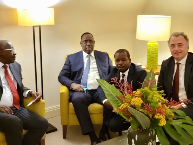 En images le Pdg El Hadj Ndiaye et le DG Abdoul de la 2stv au  sommet  AFRIQUE  EUROPE  à Bruxelles avec le président Macky Sall