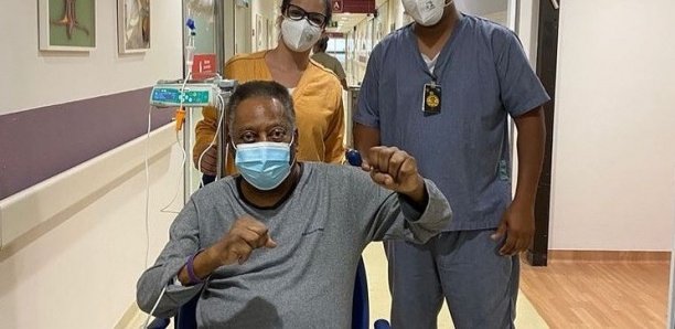 L’hospitalisation de Pelé prolongée à cause d’une infection urinaire L’hospitalisation de Pelé prolongée à cause d’une infection urinaire
