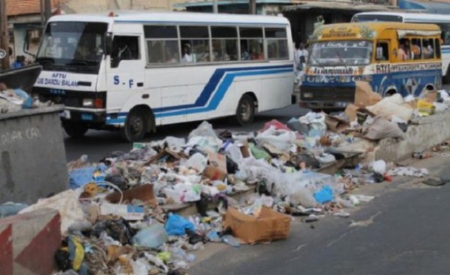 L’insalubrité à Dakar : Incivisme ou négligence politique ?