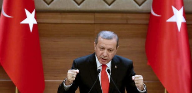 Invasion russe en Ukraine : "L'Ue et l’Otan auraient dû prendre des mesures plus décisives", (Recep Tayyip Erdogan) Invasion russe en Ukraine : "L'Ue et l’Otan auraient dû prendre des mesures plus décisives", (Recep Tayyip Erdogan)