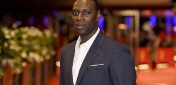 Omar Sy visé par des tirs de mortiers sur le tournage de la série Lupin Omar Sy visé par des tirs de mortiers sur le tournage de la série Lupin