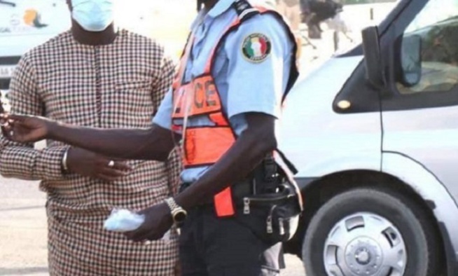 Outrage à agent dans l’exercice de ses fonctions : Le chauffeur de clando empoigne le policier et lui arrache un bouton