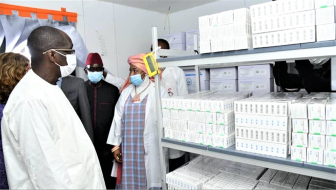 AstraZeneca célèbre l'anniversaire des premières livraisons de vaccins en Afrique dans le cadre du programme COVAX