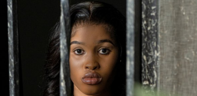 Adji Sarr : « Comment Ousmane Sonko a détruit ma vie » (JA) Adji Sarr : « Comment Ousmane Sonko a détruit ma vie » (JA)