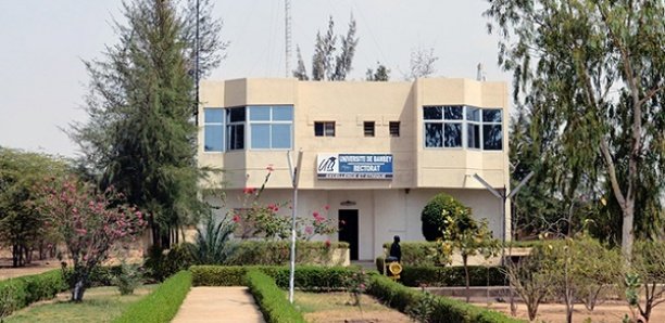 Université Alioune Diop de Bambey : Le Saes/Uadb annonce des perturbations, si leurs problèmes ne sont pas résolus Université Alioune Diop de Bambey : Le Saes/Uadb annonce des perturbations, si leurs problèmes ne sont pas résolus