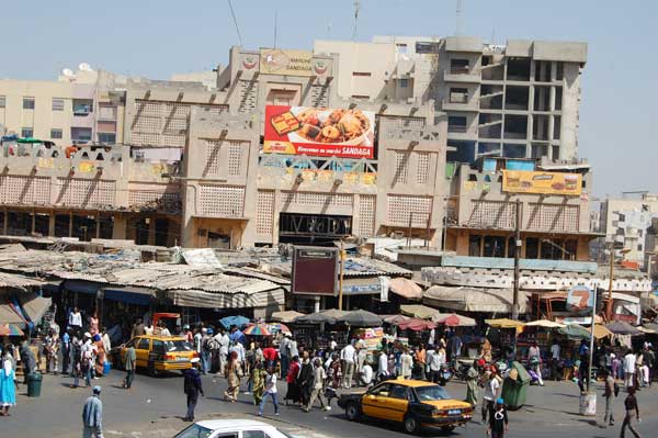 Sandaga: L’homme égorgé et brûlé répond au nom de Moussa Ciss Sandaga: L’homme égorgé et brûlé répond au nom de Moussa Ciss
