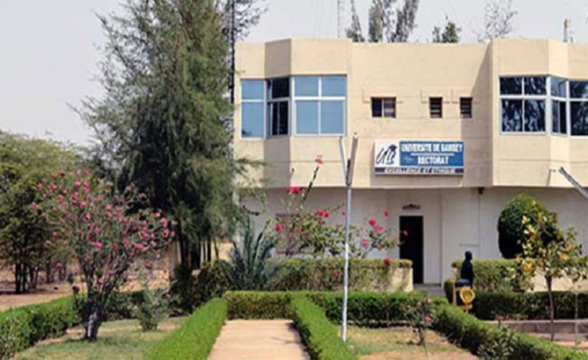 Déficit criard de personnel à l’Université Alioune Diop : L’UFR Santé ne compte que 5 enseignants Déficit criard de personnel à l’Université Alioune Diop : L’UFR Santé ne compte que 5 enseignants