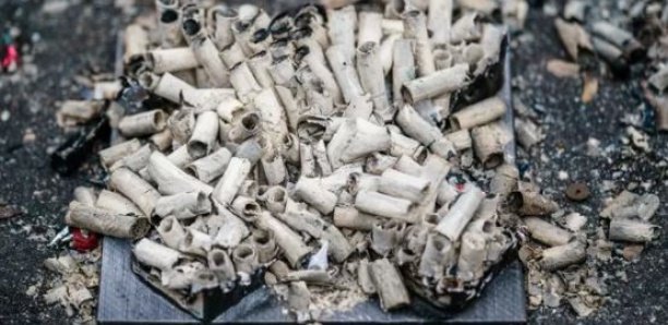 Treize morts dans l'explosion d'une usine illégale de feux d'artifice en Inde Treize morts dans l'explosion d'une usine illégale de feux d'artifice en Inde