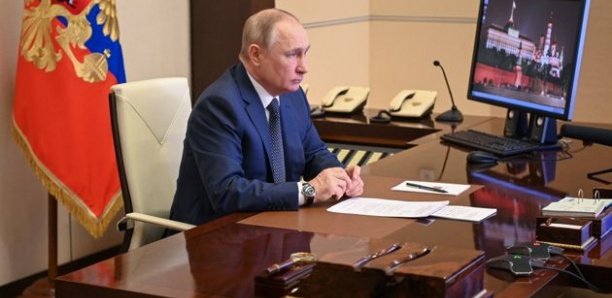 Guerre en Ukraine : Poutine prévoit de lourdes peines contre les "mensonges" des médias Guerre en Ukraine : Poutine prévoit de lourdes peines contre les "mensonges" des médias
