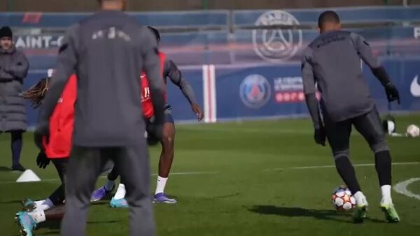 « Assassin », « agent infiltré », insultes à sa famille… : Gana Gueye attaqué par des supporters du PSG