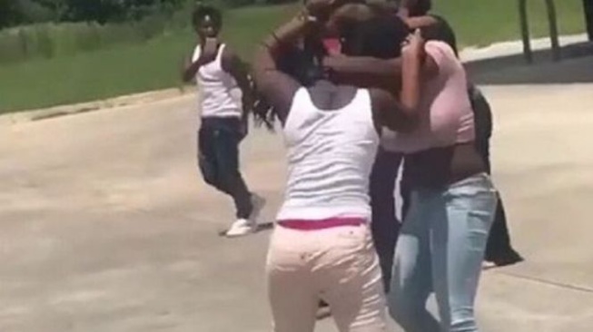 Thiès : Elle mord et sectionne le doigt et la lèvre de sa voisine Thiès : Elle mord et sectionne le doigt et la lèvre de sa voisine