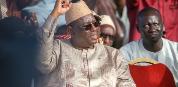 BENNO BOKK YAKAAR : Macky veut élargir les bases, la rébellion couve... BENNO BOKK YAKAAR : Macky veut élargir les bases, la rébellion couve...
