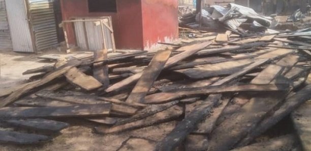 Kaolack : Un violent incendie cause d’énormes dégâts à Kabatoky
