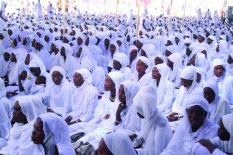 Appel de Seydina Limamou Laye: Le Chef de l’Etat félicite le Khalife général des Layènes, Serigne Mouhamadou Makhtar Laye Appel de Seydina Limamou Laye: Le Chef de l’Etat félicite le Khalife général des Layènes, Serigne Mouhamadou Makhtar Laye