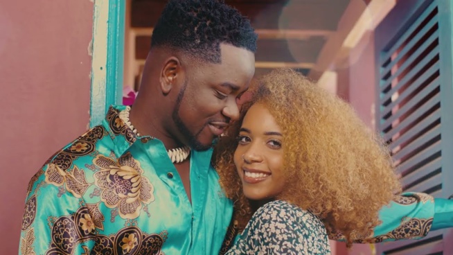 Cadeau d'anniversaire de  Bril 4 Fight et Dieyna Baldé- Eup Na (Clip Officiel)