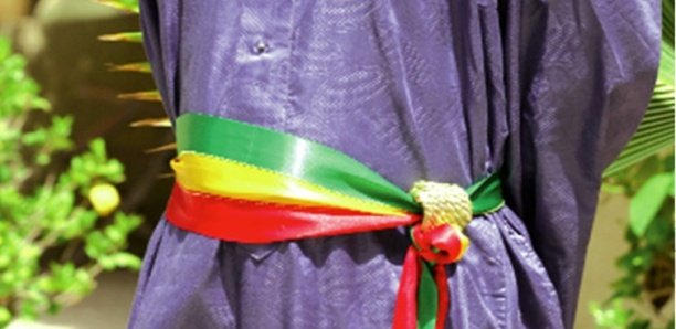 Goudomp : Le maire sortant de Djoudoubou ferme son bureau à son successeur Goudomp : Le maire sortant de Djoudoubou ferme son bureau à son successeur