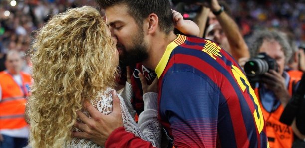 Barça : L’émouvante ‘’chanson’’ de Shakira pour Piqué, lors de son 600e match Barça : L’émouvante ‘’chanson’’ de Shakira pour Piqué, lors de son 600e match