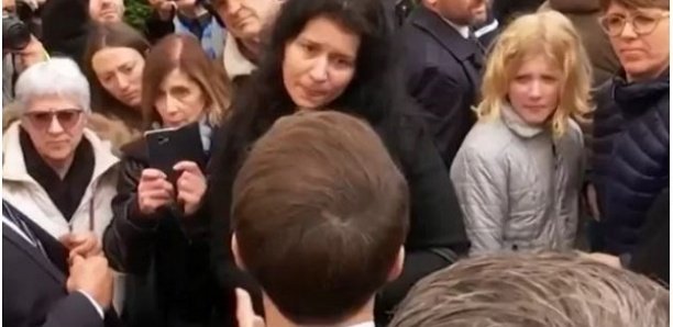 “Mes collègues souffrent, laissez-moi travailler”: Macron interpellé par une soignante non vaccinée “Mes collègues souffrent, laissez-moi travailler”: Macron interpellé par une soignante non vaccinée