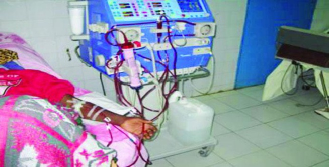 Prise en charge des maladies du rein: Le Président Sall demande l’amélioration de la politique de gratuité de dialyse Prise en charge des maladies du rein: Le Président Sall demande l’amélioration de la politique de gratuité de dialyse