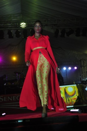 Eva Chon, le BUZZZ du moment Eva Chon, le BUZZZ du moment