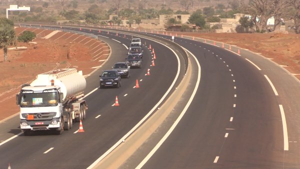 Autoroute Ila Touba: Les conditions de travail, déplorée Autoroute Ila Touba: Les conditions de travail, déplorée