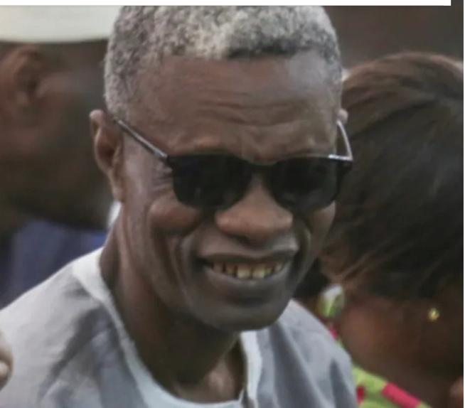 Après 48 h de grève de la faim, Aliou Kaki Sall évacué à l'hôpital Après 48 h de grève de la faim, Aliou Kaki Sall évacué à l'hôpital