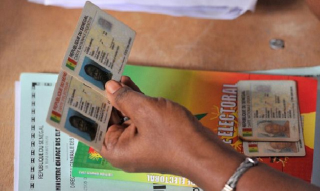 Carte d'identité récupérée pour aide, financement : Ce mensonge qui gangrène le parrainage Carte d'identité récupérée pour aide, financement : Ce mensonge qui gangrène le parrainage