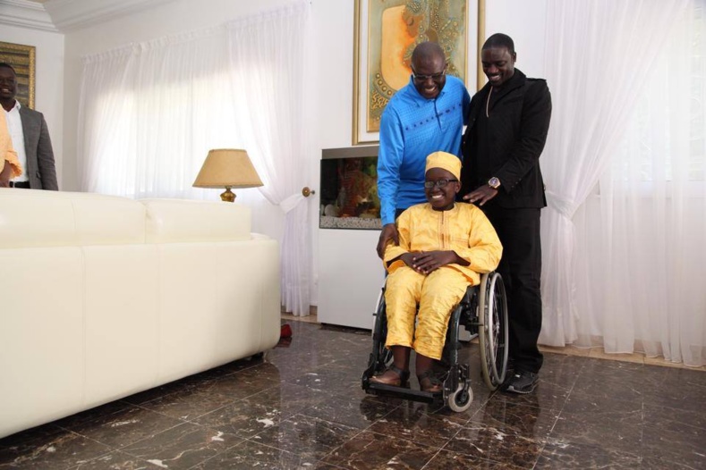 PHOTOS - Babacar Ngom, le fondateur et président du groupe SEDIMA en toute intimité avec sa famille PHOTOS - Babacar Ngom, le fondateur et président du groupe SEDIMA en toute intimité avec sa famille