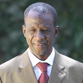 Photos - Levée du corps de Me Birame Sassoum Sy, Tanor craque !