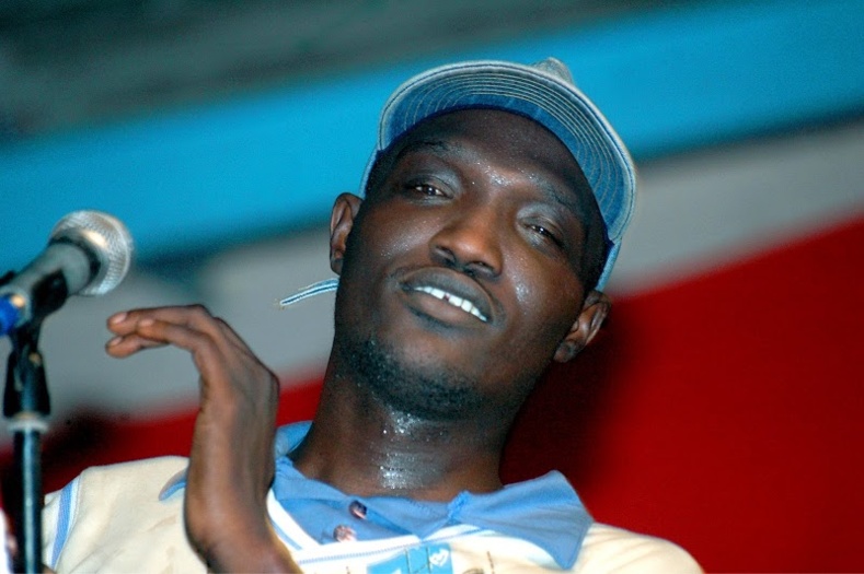 De Hammer en Taxi, comment l´artiste Alioune Mbaye Nder a sombré financièrement De Hammer en Taxi, comment l´artiste Alioune Mbaye Nder a sombré financièrement