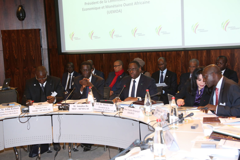 Paris : Apres l´altercation, Youssou Ndour boude le conseil consultatif et veut rentrer au Sénégal Paris : Apres l´altercation, Youssou Ndour boude le conseil consultatif et veut rentrer au Sénégal