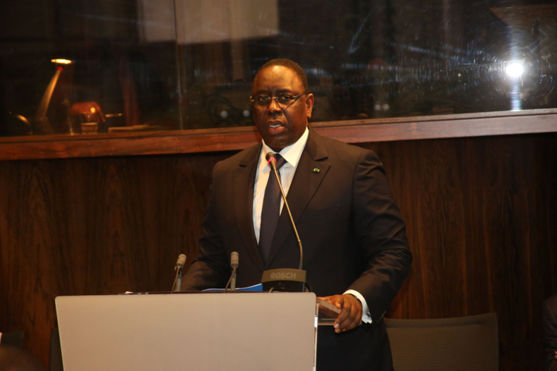 Paris : Apres l´altercation, Youssou Ndour boude le conseil consultatif et veut rentrer au Sénégal Paris : Apres l´altercation, Youssou Ndour boude le conseil consultatif et veut rentrer au Sénégal