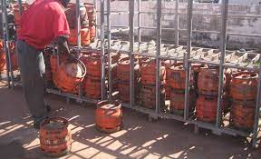 PÉNURIE DANS PLUSIEURS POINTS DE VENTE PÉNURIE DANS PLUSIEURS POINTS DE VENTE