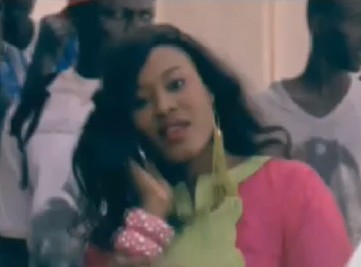 L’épouse de Eumeu Sène dévoilée… L’épouse de Eumeu Sène dévoilée…