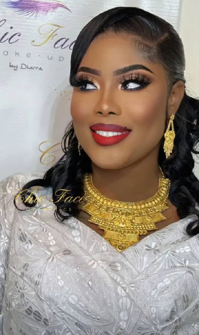 Son mariage célébré hier : Amina Saleh, la Jet-setteuse, est désormais Madame Mbacké Son mariage célébré hier : Amina Saleh, la Jet-setteuse, est désormais Madame Mbacké