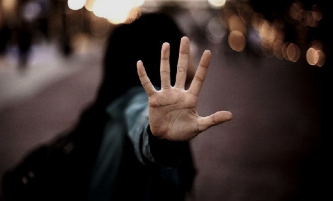 Agression aux abords de l’Ambassade de la Côte d’Ivoire : Une dame attaquée par un groupe de 6 individus armés Agression aux abords de l’Ambassade de la Côte d’Ivoire : Une dame attaquée par un groupe de 6 individus armés