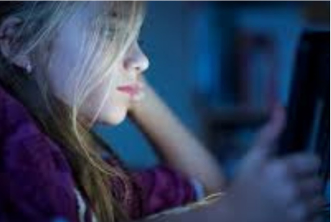 Cyber harcèlement : Des filles souffrent, en silence Cyber harcèlement : Des filles souffrent, en silence