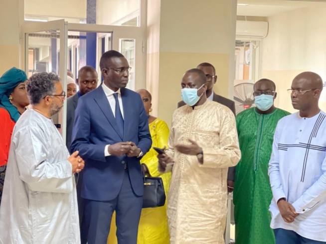 Convention Etat-Employeurs : Le Ministre Dame Diop signe 33 contrats et crée 1 023 nouveaux emplois en CDD Convention Etat-Employeurs : Le Ministre Dame Diop signe 33 contrats et crée 1 023 nouveaux emplois en CDD