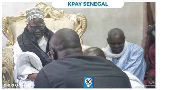 L'équipe de KPAY à la rencontre du khalif général des mourides Serigne Mountakha Mbacké ainsi que son porte parole Serigne Bass Abdou Khadre.