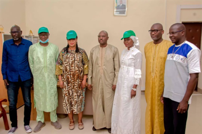 JOYEUSES FETES DE PAQUES AVEC LA FONDATION : Les diocèses de Ziguinchor et de Kolda, reçoivent des dons en nature et en espèces JOYEUSES FETES DE PAQUES AVEC LA FONDATION : Les diocèses de Ziguinchor et de Kolda, reçoivent des dons en nature et en espèces