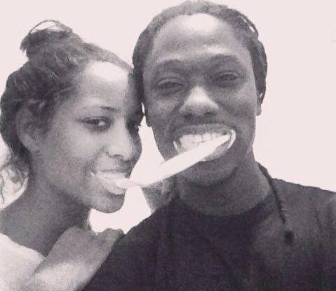 [ PHOTO ] Mais que fait le rappeur Nix avec sa copine... ?