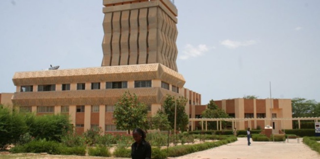 Université Gaston Berger: Le recteur va contrer la grève Illimitée des étudiants Université Gaston Berger: Le recteur va contrer la grève Illimitée des étudiants