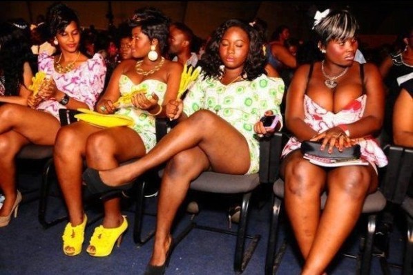 Ghana: Le port de mini jupes autorisé dans les églises Ghana: Le port de mini jupes autorisé dans les églises