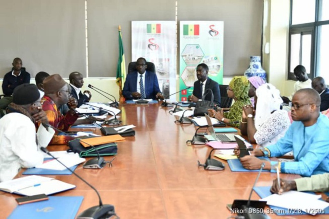 Crise: la Fédération des Syndicats de la Santé reçue ce matin par Abdoulaye Diouf Sarr Crise: la Fédération des Syndicats de la Santé reçue ce matin par Abdoulaye Diouf Sarr