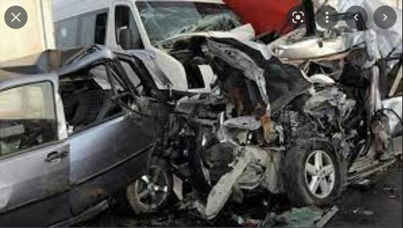 Sécurité routière: Les condoléances du Président Sall aux victimes d’accidents de la route Sécurité routière: Les condoléances du Président Sall aux victimes d’accidents de la route