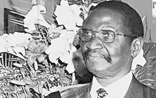 Décès de Thierno Birahim Ndao : Le Chef de l’Etat a présenté les condoléances de la Nation Décès de Thierno Birahim Ndao : Le Chef de l’Etat a présenté les condoléances de la Nation