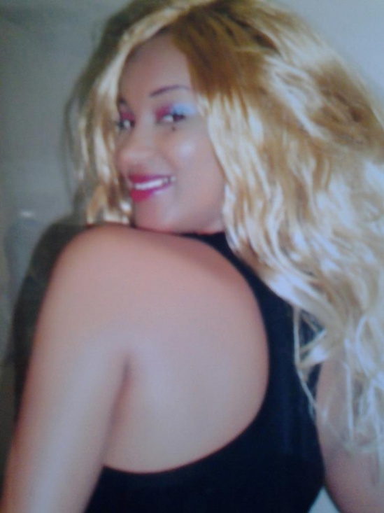 Elle se fait passer pour le mannequin Khadija via facebook! Elle se fait passer pour le mannequin Khadija via facebook!